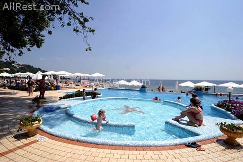 Marina Hotel 3